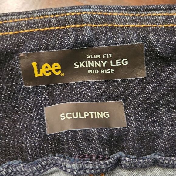 Lee Sculpting Mid-Rise Slim-Fit Skinny Leg Pull-On Jeans Size 12 Long Dark Wash - Picture 7 of 8